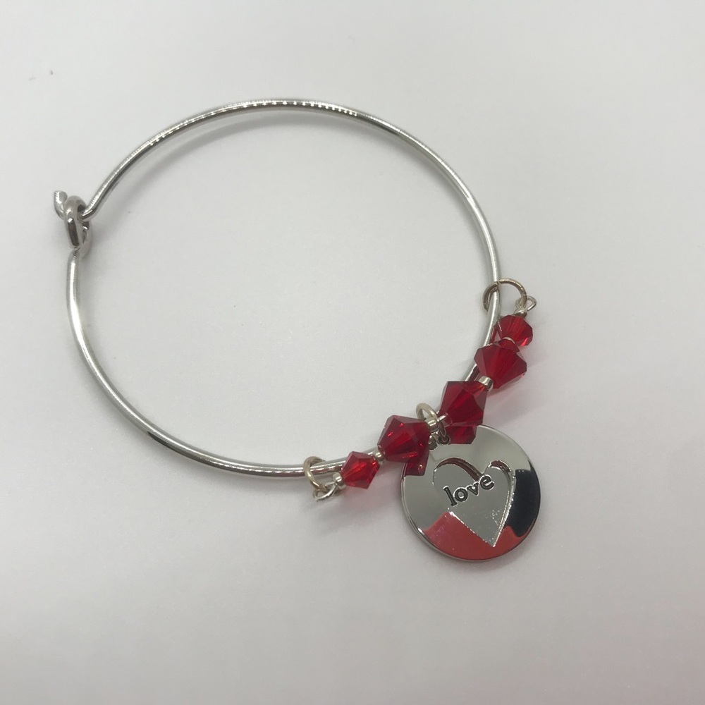 🎉HP🎉 Heart Cutout & Love Charm Bracelet w Red Crystals